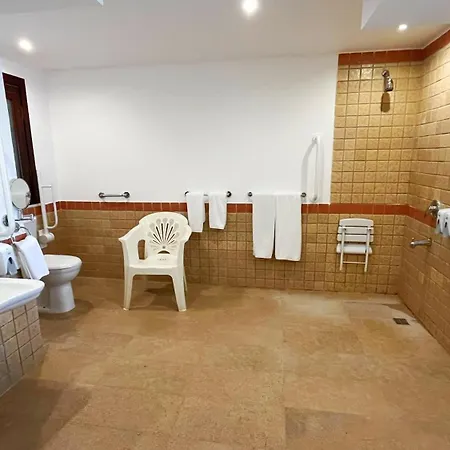 Tamra Beach Resort